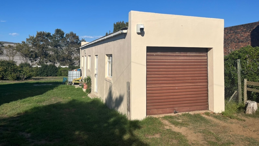 2 Bedroom Property for Sale in Napier Western Cape